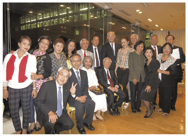 2014年10月インドネシア　バリ・タマンRC一行がRI2710地区　地区大会ゲスト出席の為来広。歓迎食事会を開催し、友好を深めた。